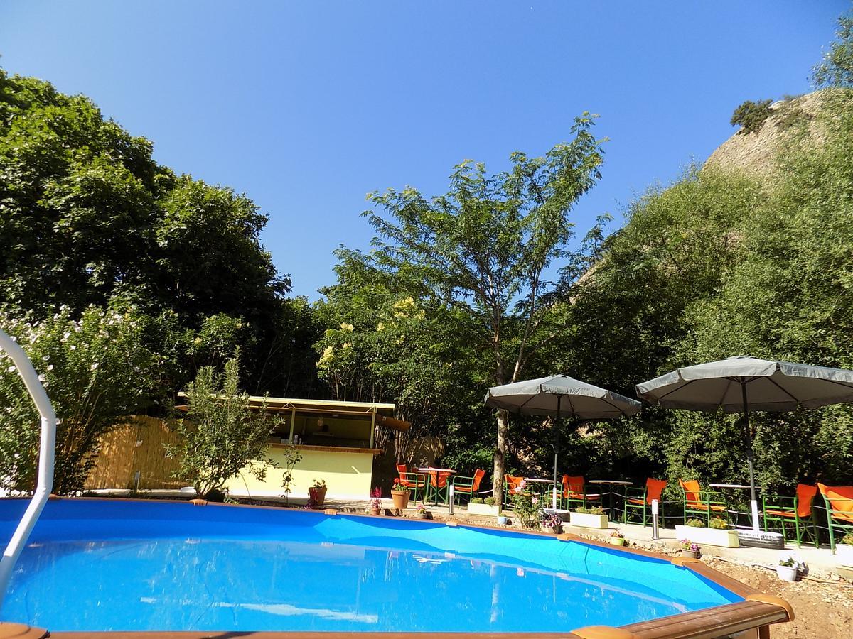Guesthouse Eleftherios Kalavryta Buitenkant foto